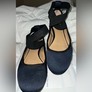 Women Flat Ankle Elastic
Ballet Strap Ballerina Mary Jane Slip-On Dress Shoes.